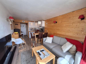 Appart 2 pièces pour 5, pied des pistes et commerces, Arc 1800 avec wifi - FR-1-411-962